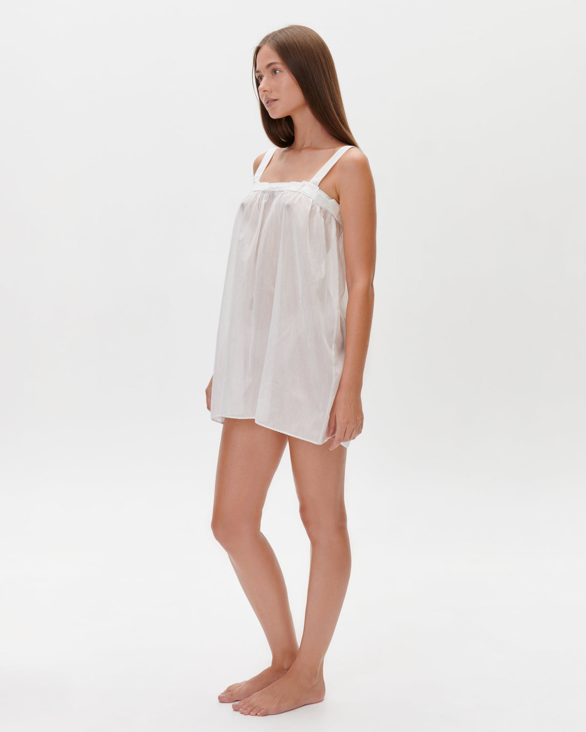 OLIVIA dress in white